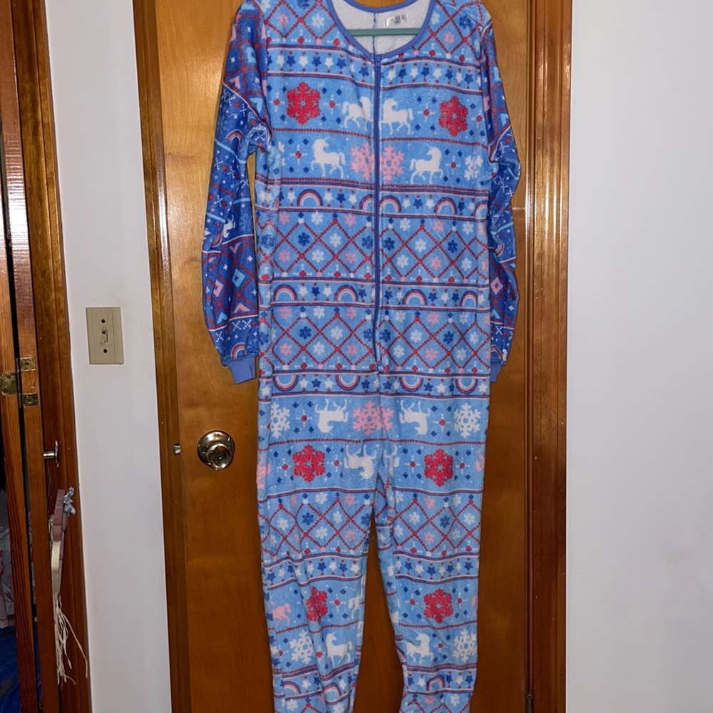 Blue printed plush one piece sleepwear